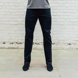 Straight Cut Jeans In Stay Black