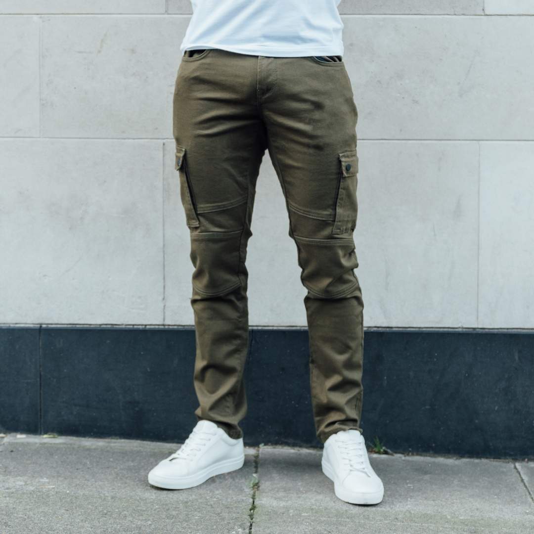 Regular Fit Cargo trousers