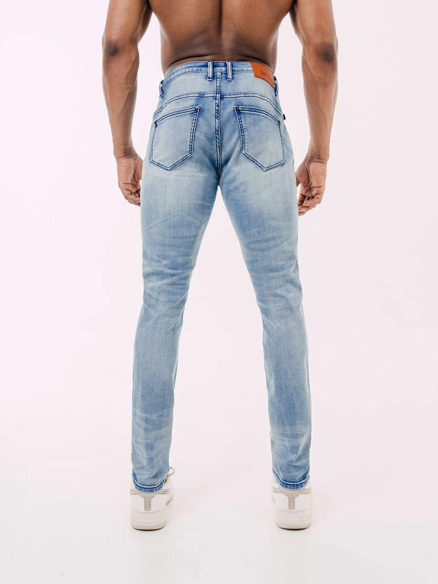 DenimTech Jeans In Light Wash