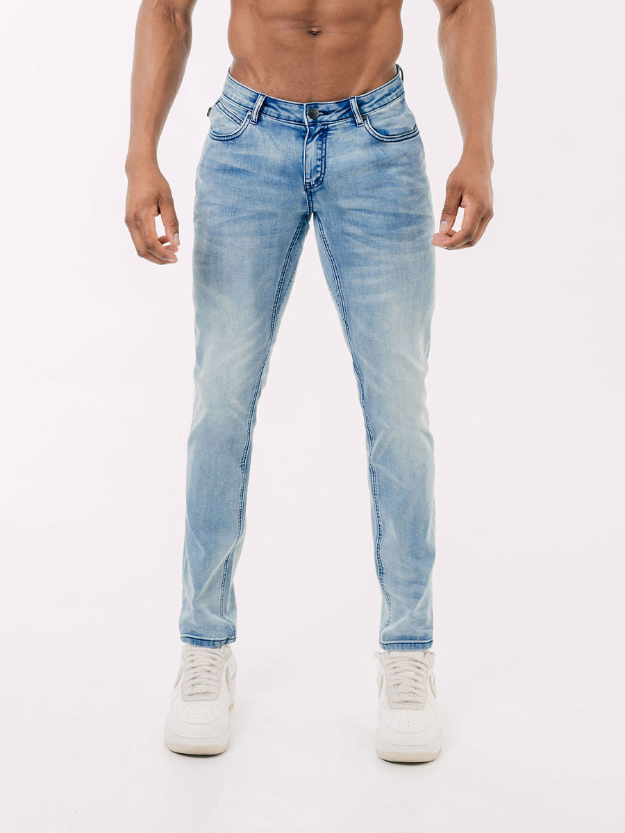 DenimTech Jeans In Light Wash